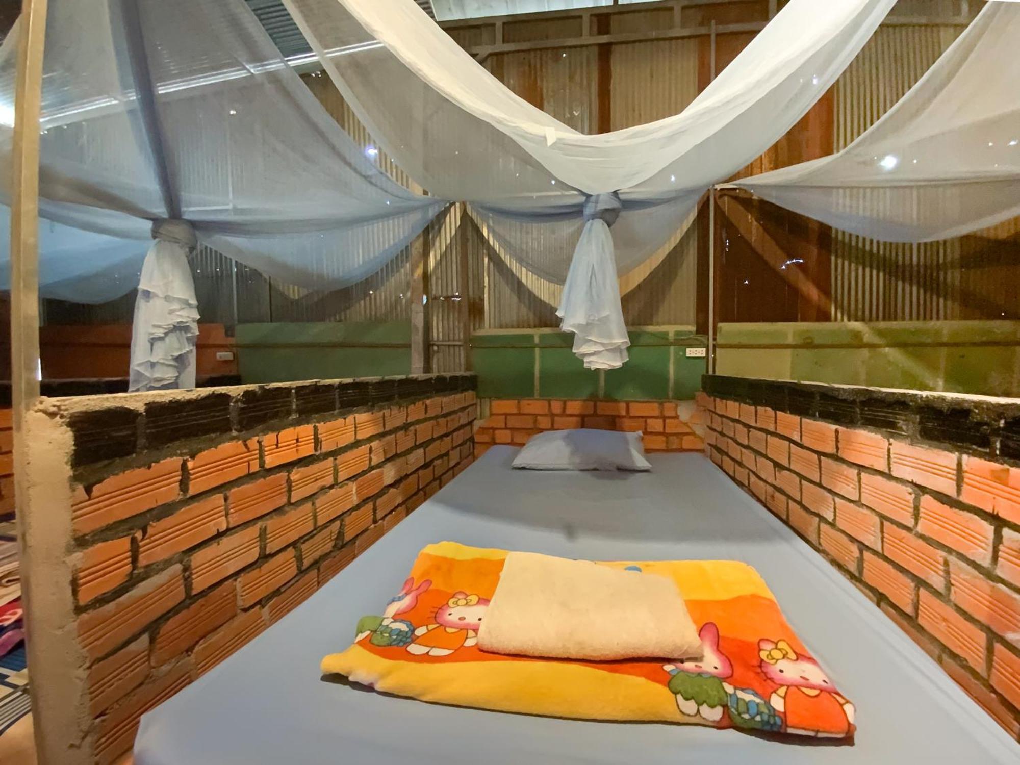 Ratanakiri Homestay & Jungle Trek Banlung Szoba fotó